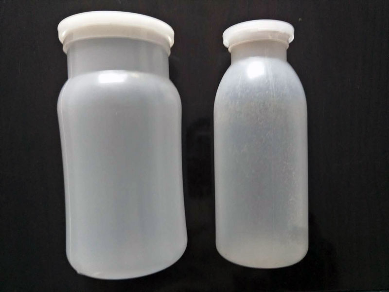 1150ml和750ml的瓶装菌种.jpg